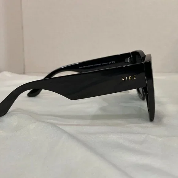 Aire Haedus Oversized Square Cat-Eye Sunglasses Black Smoke Mono NWT - Picture 3 of 15